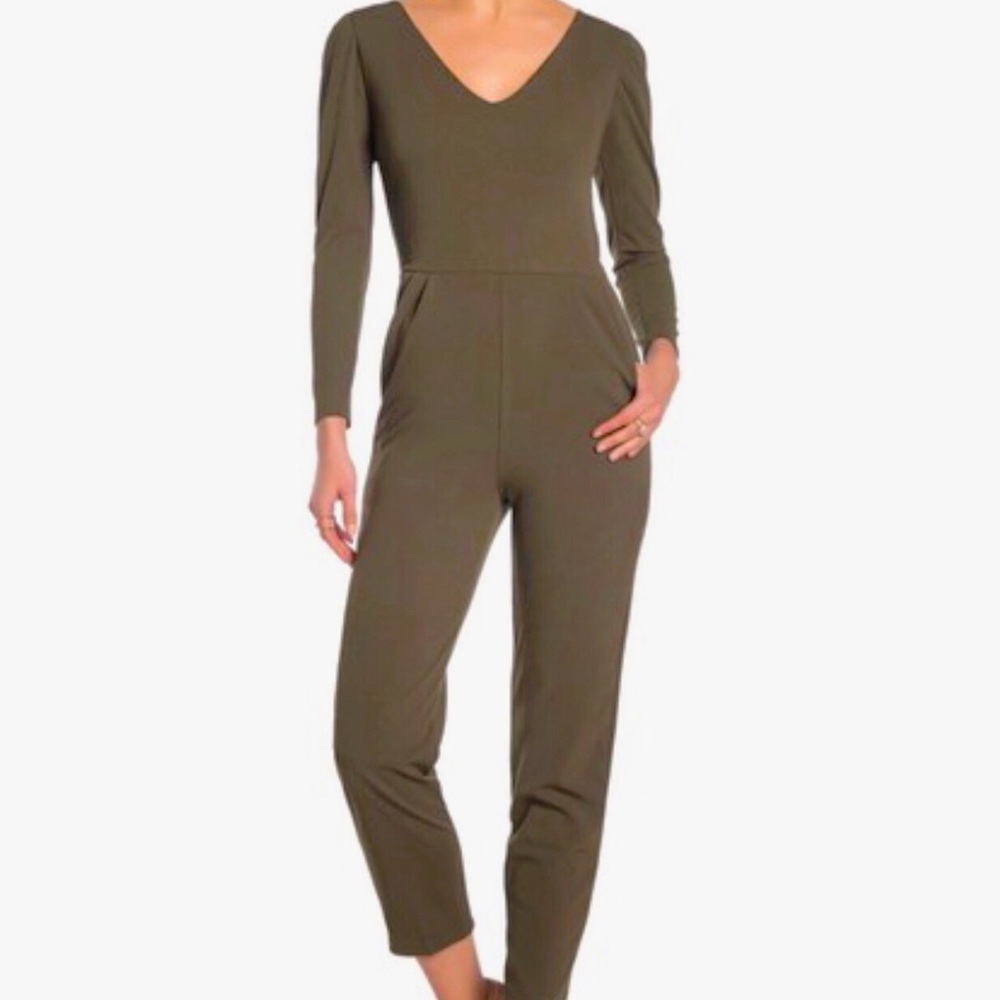 Love....Ady V-Neck Puff Long Sleeve Jumpsuit